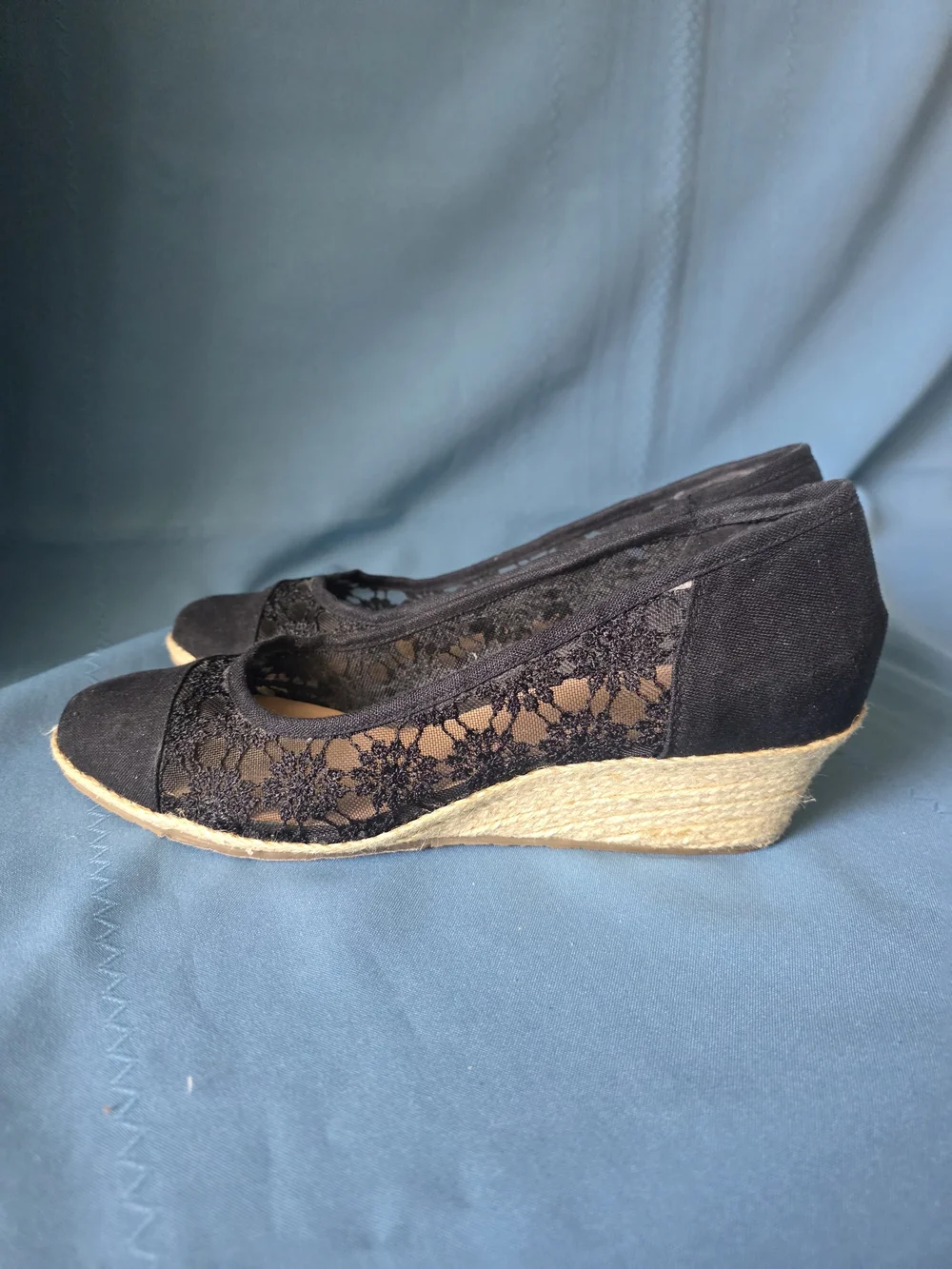 Beacon Black Lace Espadrille Wedge Heels  Size 10N